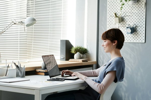 Comment bien adopter le chatbot français ?